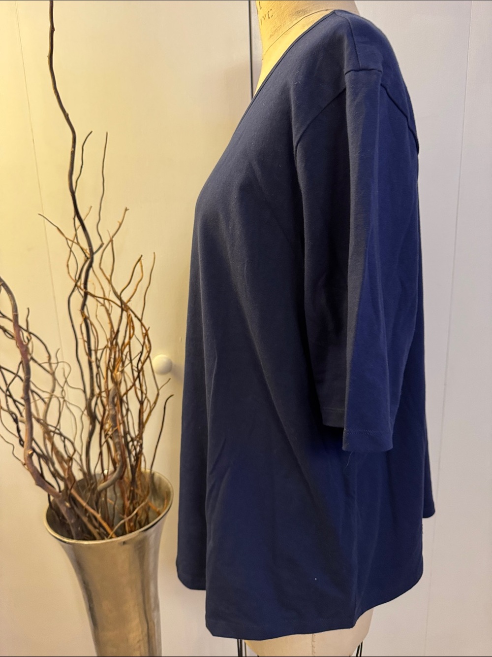 Everyday Scoop Neck Tee - Navy - Picture 2 of 4
